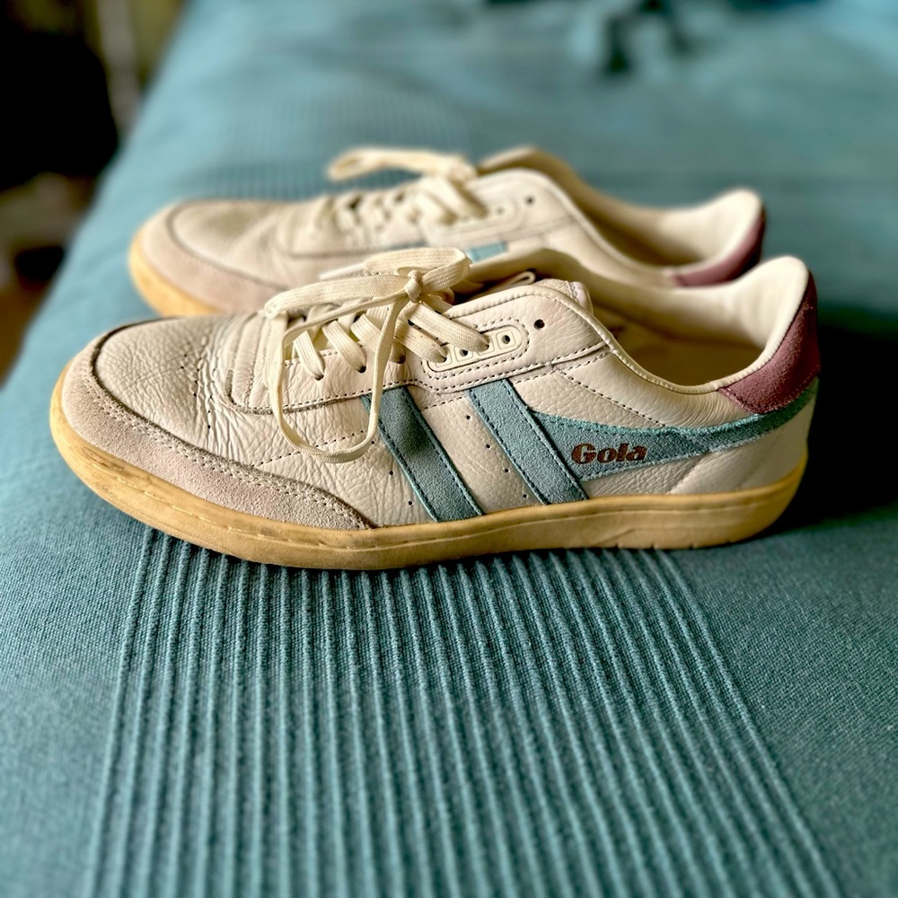 Gola Falcon Women’s sneakers size 9.5